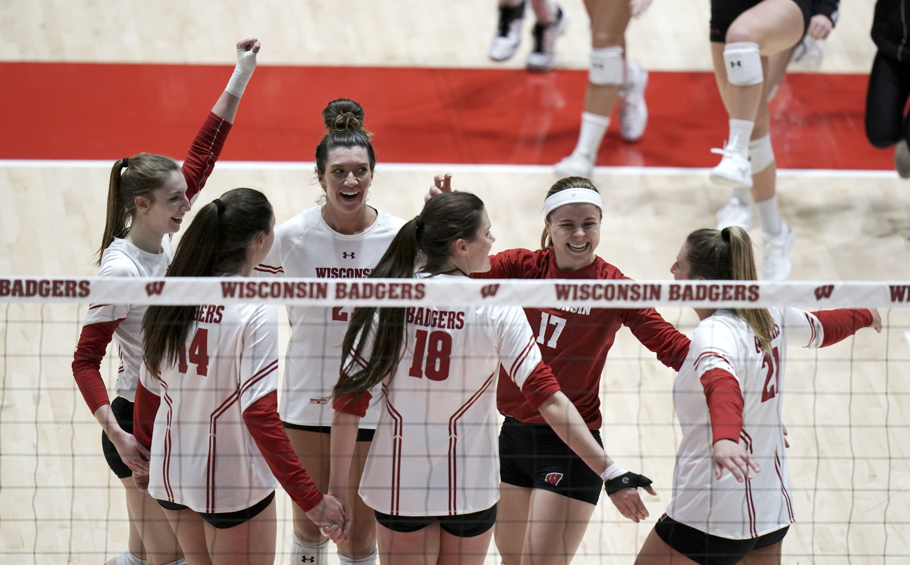 Badgers 3, Illinois State 0